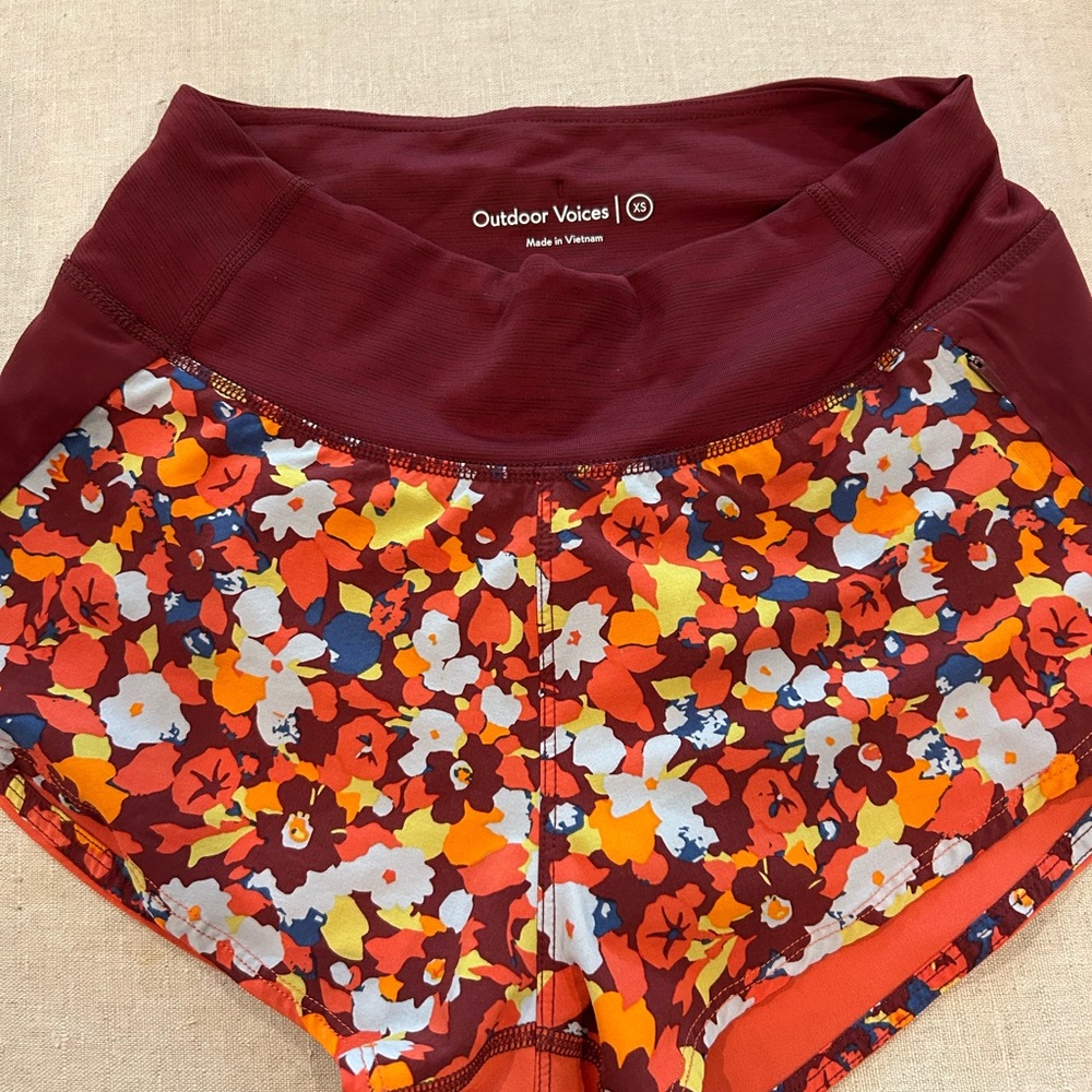 Outdoor Voices Hudson Exercise shorts. Floral. XS. 2.5” inseam.